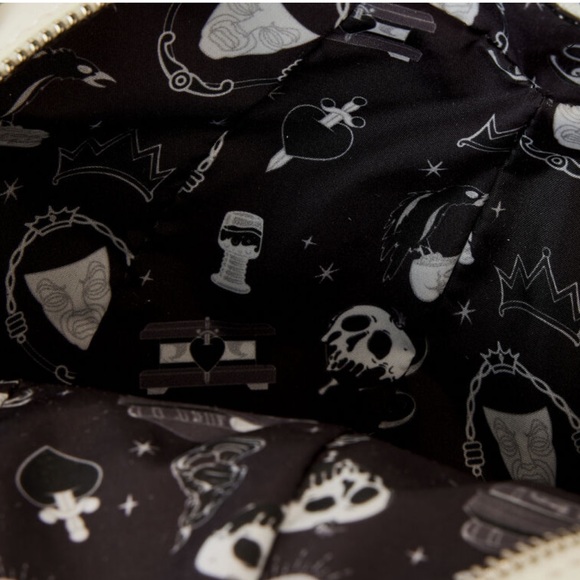 New Stitch Shoppe Disney Evil Queen Poison Apple Glow in the Dark Crossbody Bag - Picture 5 of 12